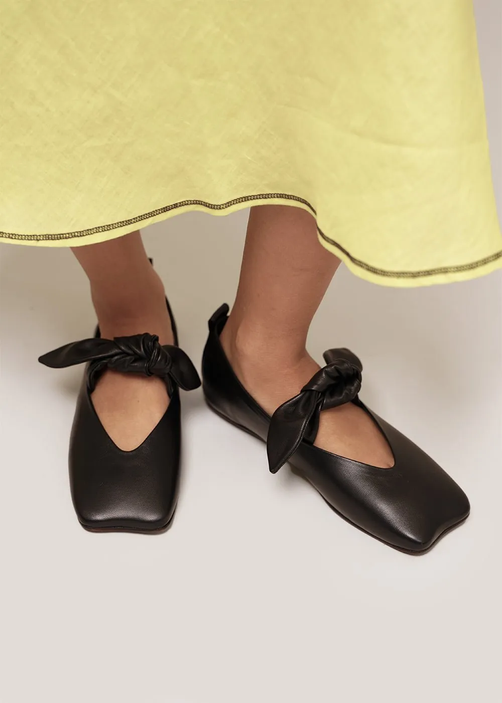 Black Bo Flats