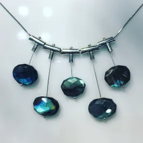 Up down necklace in labradorite